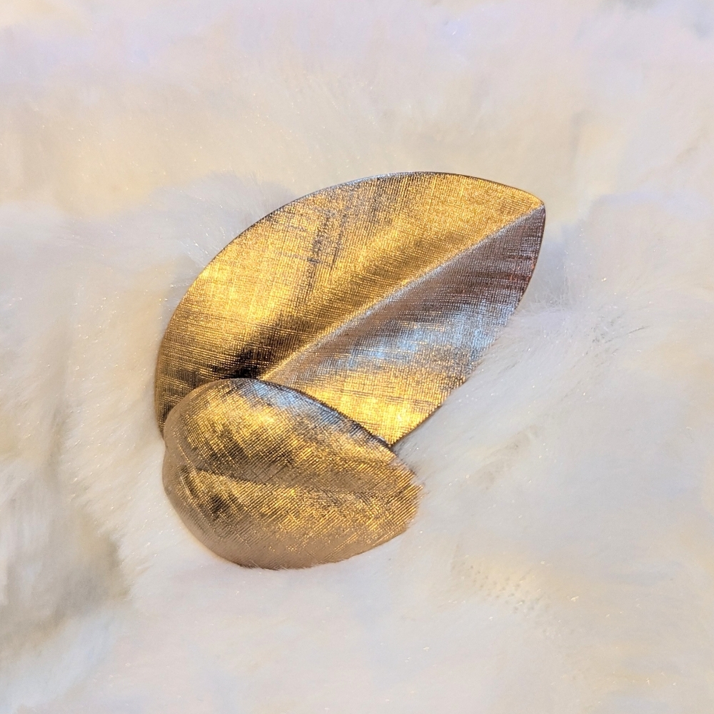 Vintage Leaf Brooch